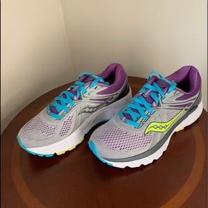 Saucony Running Sneakers.